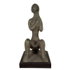 Bruno Giorgi - Mulher sentada - Bronze, base de mármore - 120x54x54 CM - Assinada