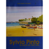 SYLVIO PINTO – Livro que celebra os 55 anos de pintura do artista, apresentando vida e obra de Sylvio Pinto. Profusamente ilustrado. jp<br />1.370g; 30x23 cm; 223 págs.; capa dura; português/inglês<br /><br /><br />