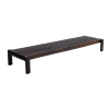 <p>Designer Brasileiro não atribuído - Banco em Jacarandá maciço. Década de 60. Detalhes construtivos incluem pinos de metal aparentes nas junções, reforçando a solidez da peça. H 35 x L 260 x P 70 cm.</p>