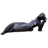Brecheret, Victor – Mulher deitada. Bronze patinado, 55x83x16 cm, AV.