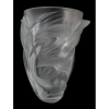 Floreiro cristal Lalique “Martinets” lapidado e jateado figura de pássaros. 24 x 18 cm. - França, séc. XX (1980)