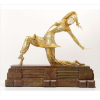 D. H. CHIPARUS (atribuído), Escultura de bronze e marfim finamente esculpido, representando figura de bailarina, assinado na base. Alt. 48 x 53 x 16cm. (Total c/ base)