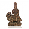 Grande escultura de madeira entalhada representando figura de Monju Bodhisattva. Alt. 120 x 100cm. Sudeste Asiático, séc. XVIII/XIX. 
