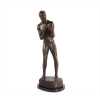<p>ERNESTO DE FIORI, Boxeador, Escultura de bronze patinado, tiragem 2/8, assinada, sobre base de pedra. Alt 58 x 21 x 20cm.</p>