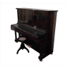 <p>Piano de encostar de madeira nobre, modelo com três pedais, marca da manufatura Brasil, acompanha respectiva banqueta. Alt. 136 x 152 x 71cm. (não testado / pode precisar de revisão)</p>