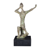 Bruno Giorgi - Mulher com espelho - Escultura em bronze - 60 x 20 x 25 cm