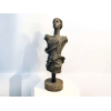 <p>Alfredo Ceschiatti - O anjo - 108 cm de altura - Escultura em alumínio - Obra com histórico importante e pertenceu a coleção de um marchand importante</p>