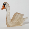 PALATNIK, ABRAHAM - Cisne Colorido. Linda Escultura, Arte Cinética. Med.: c.14x10 cm. Assinada Pal. Déc.70. Rara escultura/arte cinética produzida em resina de poliéster com filme colorido na sua parte interna. Estado de conservação: ótimo estado, sem lascados ou bicados.