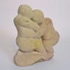 <p>PAULO PIRES Namoro Escultura em Arenito -Med: 26,5 x 24 cm -Assinado na escultura -Data: S/D. Estado de conservação: ótimo. SOBRE O ARTISTA: Paulo Pires de Oliveira nasceu em 1972, em Poxoréo, Mato Grosso. Atualmente vive em Rondonópolis (MT). Além de escultor, é desenhista e pintor. Iniciou sua carreiara aos 8 anos, de maneira lúdica e autodidata, a confecção de brinquedos em madeira, e, aos 14 anos, começou a esculpir e comercializar pequenas peças. Atualmente o artista trabalha com minerais, como pedras de arenito e pedra-ferro, que coleta nos vales de Rondonópolis, Pedra Preta e região. Nesse processo, Paulo Pires desenvolveu uma técnica na qual o arenito é milimetricamente esculpido. A obras, que o artista apresenta são materialmente densas, cheias de movimento e volumes que revelam figuras que se entrelaçam.</p>