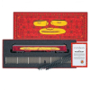 <p>OSGEMEOS e MARKLIN Message Wagons -Vagao de Trem | Tamanho H0: 23,2 cm -Ed Limitada -Novo s/ uso acompanha embalagem original selada -Conjunto completo inclui certificado de autenticidade, vagao de trem, infos sobre os artistas, trilho exposi&ccedil;&atilde;o para o vag&atilde;o, grade, etc. Produzido pela MARKLIN em Edi&ccedil;&atilde;o Limitada, item altamente colecion&aacute;vel.</p>