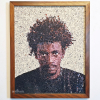 <p>VIK MUNIZ JORGE - Da Serie Pictures Of Magazines 8-20 Fotografia C-Print -Med 62x50 cm -Reproduzida no Livro Vik Muniz* 2003/2009. Com moldura em madeira e vidro de prote&ccedil;&atilde;o. *Reproduzido no Livro Vik Muniz, P&aacute;gina 491 do Livro Vik Muniz-Obra Completa 1987-2009, Editora Capivara. Obra de arte originalmente criada com recortes de revistas caracterizando o artista e cantor Seu Jorge foi feita pelo renomado artista pl&aacute;stico Vik Muniz, e ela foi a capa ic&ocirc;nica do disco CRU do cantor Seu Jorge. Tamb&eacute;m foi a imagem da capa do livro da exposi&ccedil;&atilde;o do artista na MACRO 2003 em Mil&atilde;o na Espanha, a exposi&ccedil;&atilde;o em 2003 que foi dedicada a Vik Muniz expos 14 retratos especialmente executados juntamente com um n&uacute;mero selecionado de obras. As obras de Vik Muniz s&atilde;o feitas com os materiais mais inusitados com o intuito de envolver o espectador atrav&eacute;s de todos os sentidos. Suas obras de Vik Muniz s&atilde;o feitas com os materiais mais inusitados, como a&ccedil;&uacute;car, chocolate, areia, fio de l&atilde; e gelatina com o intuito de envolver o espectador com os sentidos visual, t&aacute;til e olfativo. Suas obras fotogr&aacute;ficas fazem parte das mais belas cole&ccedil;&otilde;es do mundo: do Metropolitan Museum ao Museu de Arte Moderna de Nova York, do Art Institute de Chicago &agrave; Funda&ccedil;&atilde;o Cartier em Paris.</p>