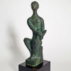 <p>BRUNO GIORGI S/T Escultura em Bronze -Med 32 cm Altura (total) e 26x10x7,5 cm (escultura) -Assinada na Escultura e na Plaqueta de Identifica&ccedil;&atilde;o assinada na base de granito.&nbsp;</p>