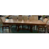 Belo conjunto de mesa com 12 cadeiras estofadas no assento e no encosto. A mesa tem o tampo extensível chegando a 3.00m.3,00 comprimento 1,09 largura x 0,75 altura. Para receber umvídeo da peça soliciteenviando uma mensagem para o whatsapp 31 97210-5588<br />