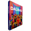 <p>DALMAU, David  -  320 págs.; sobrecapa acompanha capa dura; português/inglês. Livro profusamente ilustrado com reproduções das pinturas do artista.(...) com uma pintura figurativa que remete a clássicos da arte moderna, constitui trajetória repleta de bons momentos, seja pelo reconhecimento de um público crescente e generoso, seja na consagração junto a segmentos da imprensa e da crítica de arte.</p>