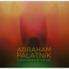 <p>ABRAHAM PALATNIK - A reinvenção da pintura  -   204 págs.; livro bilíngue: português e inglês. Livro fartamente ilustrado. Este livro oferece uma retrospectiva às novas gerações sobre a arte cinética. Sendo esta uma oportunidade de conhecer todas as etapas da trajetória artística deste artista que se lançou às artes desde 1951. Inclui mobiliário e pitura sobre vidro, objetos cinéticos e lúdicos</p>