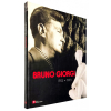 <p>BRUNO GIORGI - 1905-1993  Edição Comemorativa do Centenário de Nascimento do Artista  -  Livro repleto de ilustrações amplas do trabalho produzido por Giorgi de 1905-1993, esta é uma edição comemorativa do centenário de nascimento do artista. Textos de Max Perlingeiro, Jaco Klintowitz, entre outros. Retrata a escultura moderna brasileira aos olhos de Bruno Giorgi. 188 págs.; português/ inglês</p>