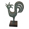 <p>Maria Martins - Galo Gaulês</p><br /><p>Título: Galo Gaulês escultura de bronze</p><br /><p>Medida: Aproximadamente 87 x 66 cm, com base 94 x 66 cm</p><br /><p>Uma versão da escultura ‘O Galo Gaulês' participou da exposição “Esculturas de Rua” no Rio de Janeiro e foi exposta na fachada da Alliance Française.</p><br /><p>Escultura de bronze de autoria a Maria Martins, fundição póstuma executada por Zani, na metalúrgica de mesmo nome no final da década de 80. Zani foi o fundidor de Maria Martins no Brasil, tendo executado a escultura póstuma da artista arrematada no 1° leilão judicial da massa falida do Banco Santos(SP), quando o valor inicial foi seguidamente multiplicado.</p><br /><p>A criação de MM a levou a produzir ao longo do tempo várias versões da mesma obra, com variações de detalhes e tamanhos, como por exemplo a peça perdida no incêndio do MAM(RJ) e a do jardim do Palácio Itamaraty.</p><br /><p>“Uma fundição Serial post mortem de versões em gesso(...) foi realizada em fins dos anos 1990 e integra algumas coleções particulares no Brasil”.</p><br /><p> </p><br /><p><iframe title=YouTube video player src=https://www.youtube.com/embed/NXk-kB5Jclg width=560 height=315 frameborder=0 allowfullscreen=allowfullscreen></iframe></p><br /><p>Propostas de confirmações condicionais poderão ser consideradas como “boas e firmes'' pelos organizadores do leilão e seus representantes, com valores mínimos de 75% do preço. Neste caso e não tendo sido coberto o novo valor mínimo (75% do preço) será considerado como o preço de arrematação, sujeito às mesmas regras convencionadas acima.</p><br /><p>Email para lances condicionais: ng.leiloes@gmail.com</p><br /><p>Ao final do leilão no dia 20/09/2022 e hora 18:00, serão considerados o lance vencedor o de maior valor alcançado entre os lances prévios e os em tempo real, uma vez aceito o lance pelo leiloeiro, não se admitirá a sua desistência. Nesse momento será registrado o nome e o número do arrematante na ata lavrada pelo leiloeiro. Durante a finalização do leilão transmitido em tempo real pelas plataformas online, se ocorrer alguma queda na transmissão da internet, o leiloeiro oficial decidirá de acordo com as condições favoráveis ao alienante vendedor.</p>