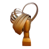 <p>BIA DÓRIA, Série Cabeças - escultura em madeira patinada em dourado - 70x55 cm - Assinada</p>