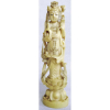 Bela escultura, de coleção, em marfim oriental, representando Divindade sobre flor de Lotus. Marca do atelier na base. Alt. 18cm. 