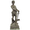 Hippolyte Moreau - (1832-1927) - Escultura francesa, em petit-bronze, representado A Pátria. Com selo de fundição. Base em mármore mouchete. Artista de cotação internacional e catalogado em diversos livros. Alt. total 72 cm.