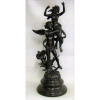 Assinatura ilegível-grupo escultórico em petit bronze, representandoFlore ET Zerhyr. Alt. 88cm.