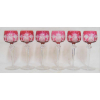 Seis belíssimas taças em cristal francês da Cristallerie Baccarat, na tonalidade doublet rosa e translúcida, lapidação bico de jaca e frisos bisotados. Haste sextavada. Alt. 20cm. 