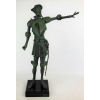 M. Charlot - Escultura em bronze patinado, representando Dom Quixote. Falta adereço na mão direita. Base em mármore negro com pequenos bicados. Alt. total 47cm.