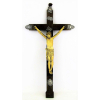 Crucifixo em madeira com Cristo em marfim Indo Português, do Séc. XVIII. Sendal amarrado com cordas, ambos com rica delicadeza de entalhes. Semblante sereno. Adereços no Crucifixo em prata. Alt. crucifixo 51,5cm e Alt. Cristo 27,5cm.