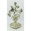 Paliteiro de coleção em prata portuguesa, contraste P. Coroa, teor 925 milésimos na forma de ânfora com flores e folhas. Pés em pata. Alt. 20 cm. Peso 360 g.