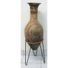 Vaso em terracota, pré colombiano, Cultura Tuncahuan. Período aproximado 500 A.C - 500 D.C, com pinturas geométricas. Alt. 85cm. (com restauro).