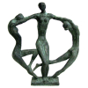 Humberto Cozzo - Grupo escultórico em bronze patinado, representando Três nus femininos em dança. Assinado. Med. 45x37x9cm.
