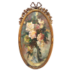 OSCAR PEREIRA DA SILVA (São Fidélis - RJ, 1867 - São Paulo - SP, 1939)<br />OVAL <br />Medidas: 69 x 39 cm. / 80 x 43 cm.<br />Óleo sobre cartão.<br />Flores, natureza morta.<br />Consta de selo no verso: Restaurado em 1999 por Renata Weithermer.<br /><br />Em 1882, matriculou-se na Academia Imperial de Belas Artes <br />Em 1887, tornou-se ajudante de Zeferino da Costa na decoração da Igreja da Candelária, no Rio de Janeiro. <br /><br />Em Paris, Oscar foi pensionista do ateliê de dois dos maiores conservadores, Léon Bonnat e Jean-Léon Gérôme, que atendia aos pedidos de oficiais do governo francês.<br /><br />Em 1896 retornou ao Brasil. No Rio de Janeiro, realizou uma exposição individual no salão da Escola Nacional de Belas Artes (Enba).<br />Em São Paulo e lecionou no Liceu de Artes e Ofícios de São Paulo e fundou o Núcleo Artístico, que, mais tarde, se transformaria na Escola de Belas Artes, onde deu aulas. <br />Entre 1903 e 1911, decorou o Theatro Municipal de São Paulo, elaborando três murais: O Teatro na Grécia Antiga, A Dança e A Música.<br /><br />Sua pintura era muito apreciada pelas elites ligadas a cafeicultura, as quais assumiam cada vez mais um papel de destaque no canário político, devido a instauração da República no país, gerando a produção de iconografias locais. <br /><br />A experiência de trabalhar na decoração da Igreja da Candelária, no Rio de Janeiro, gerou frutos em São Paulo, tendo a oportunidade de decorar, juntamente com Benedito Calixto, a Igreja de Santa Cecília e as igrejas de Santa Ifigênia, da Consolação e do Rosário, em São Paulo.<br /><br />Na cidade de São Paulo estão os principais trabalhos do artista, entre os quais se destacam Escrava Romana (1894), Infância de Giotto (1895), Fundação de São Paulo (1909) e Desembarque de Cabral em Porto Seguro (1900), entre outros preservados pela Pinacoteca de São Paulo e pelo Museu Paulista da Universidade de São Paulo.<br /><br />Após retornar de Paris em novembro de 1930, surge modificações em suas telas de composições mais despreocupadas, paleta mais claras, pinceladas soltas, contudo preservando o primor no desenho.<br />