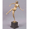 Art Deco<br />Bailarina<br />Escultura em bronze com base em granito. <br />Medindo: 51 x 38 x 20 cm. <br />Base: 11 x 11 cm.<br />Peso 5 kg.