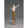 FERDINAND PREISS<br>Salomé Dacing. <br>Escultura de bronze e marfim sobre base de mármore. <br>Assinada no mármore.<br>32 cm de altura. <br><br><i>Reproduzida em Art Deco Sculptor, de Alberto Shayo, à pág. 114.</i>
