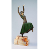 CHIPARUS, Demetre <br />Vested Dancer. Escultura de bronze e marfim sobre base de ônix. 55 cm de altura. Assinada na base. <br />França, c. 1935. Reproduzida em Master of Art deco, de Alberto Shayo, pág. 111.