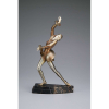 PREISS, FERDINAND <br />Ballet Dancer. Escultura de bronze patinado e marfim, sobre base de ônix. 32 cm de altura. <br />Assinada na base de ônix. França, c. 1935.