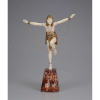 CHIPARUS, Demètre Chain Dancer. Escultura de bronze dourado e marfim, sobre base de ônix. 30,5 cm de altura. Assinado na base. França, c. 1930. 