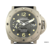 Relógio Panerai Luminor Submersible PAM 25 Serie A Aprimeira série com mostrador original em Tritium, relógio extremamente raro e colecionável. Caixa em titânio e acompanha 3 pulseiras. Funções: Horas, Minutos, Segundos e Calendário. Movimento automático. Visor em cristal de safira. Acompanah estojo, manual, certificado e nota de revisão na Panerai.