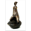 CARYBÉ - MOÇA DO GALEÃO I | Escultura em Bronze.Medidas 24x12,5x11cm.Assinado.Nota: Apresenta certificado de Origem e Autenticidade emitido pelo Instituto Carybé.