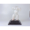 Escultura de mármore branco - torço de mulher - sem ass. base mármore negro - 35 cm alt.