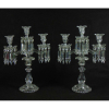 Par de candelabros de fino cristal manufatura Baccarat para 3 velas - 44 cm alt, 32 cm compr. França Sec XX.