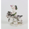 Escultura de porcelana esmaltada representando Baccos sobre carneiro, marca da manufatura MEISSEN. Alemanha Sec XVIII - 18 cm alt, 8 x 15cm.