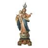 <p>Nossa Senhora da Vit&oacute;ria &ndash; Brasil, s&eacute;culo XVIII. Imagem de madeira entalhada e policromada, representando a Virgem coroada, de p&eacute;, sustentando o Menino Jesus no bra&ccedil;o direito e com a m&atilde;o esquerda elevada. Traja t&uacute;nica em tons rosados e manto azul, com vest&iacute;gios de douramento. Assenta-se sobre globo com crescente lunar e duas cabe&ccedil;as de anjos alados, sobre peanha de madeira entalhada, policromada e dourada, de perfil recortado, decorada com elementos conchoides, volutas, folhagens e flor&atilde;o central. Coroa de prata recortada e trabalhada, encimada por esfera e cruz, com 20 cm de altura; 131,3 cm de altura total. Apresenta discreta abertura longitudinal da madeira, iniciada no meio do manto e estendendo-se at&eacute; o in&iacute;cio do globo.</p>